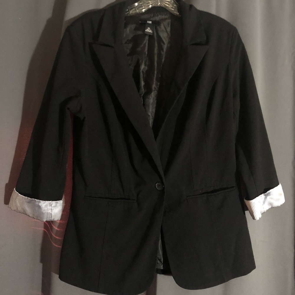 Iz Byer Juniors XL Blazer